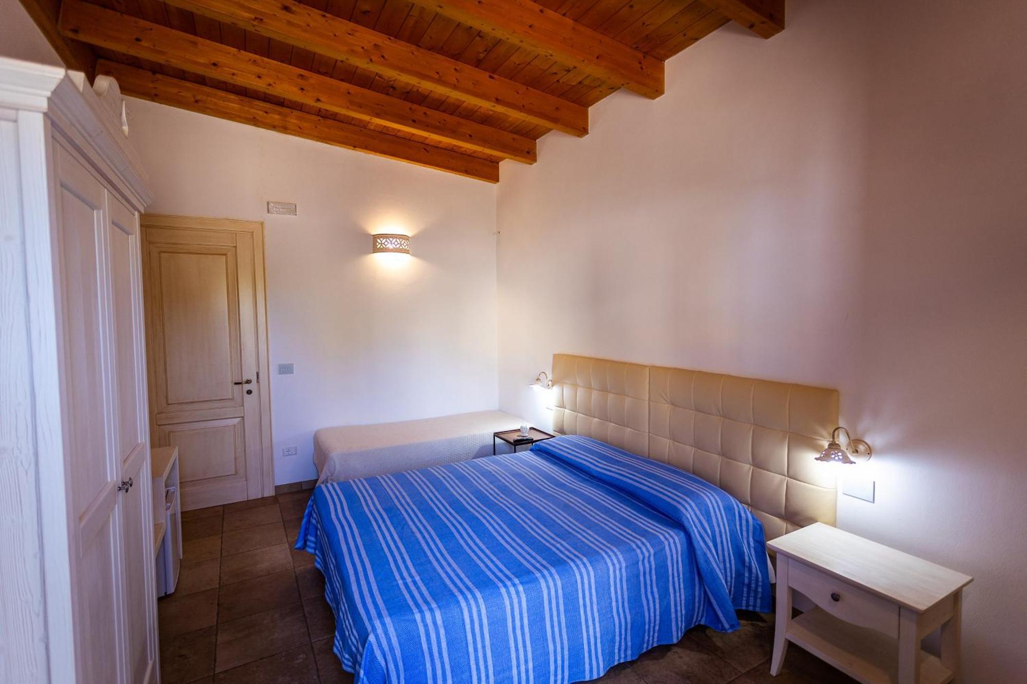 Affittacamere Giardino Delle Zie-Vicino Ospedale Cardinale Panico ทริกาเซ ภายนอก รูปภาพ